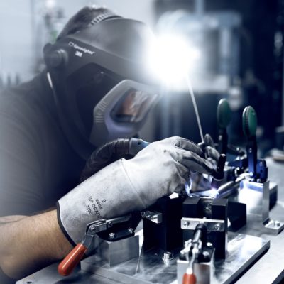 Employees of the foundry GTR produce castings for mechanical engineering & industry